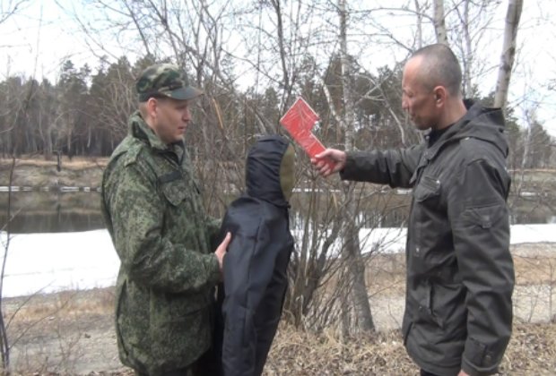 Michail Popkov souhlasil se spoluprací s policií, aby udělali rekonstrukci vražd.