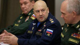 Velitel ruské armády Sergej Surovikin