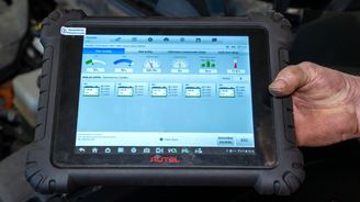 Opravy elektromobilů v nezávislých servisech Opravy elektromobilů v nezávislých servisech