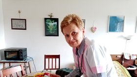 Nezdolná zdravotní sestřička: Jarmila (80) obráží pacienty v Beskydech na kole!