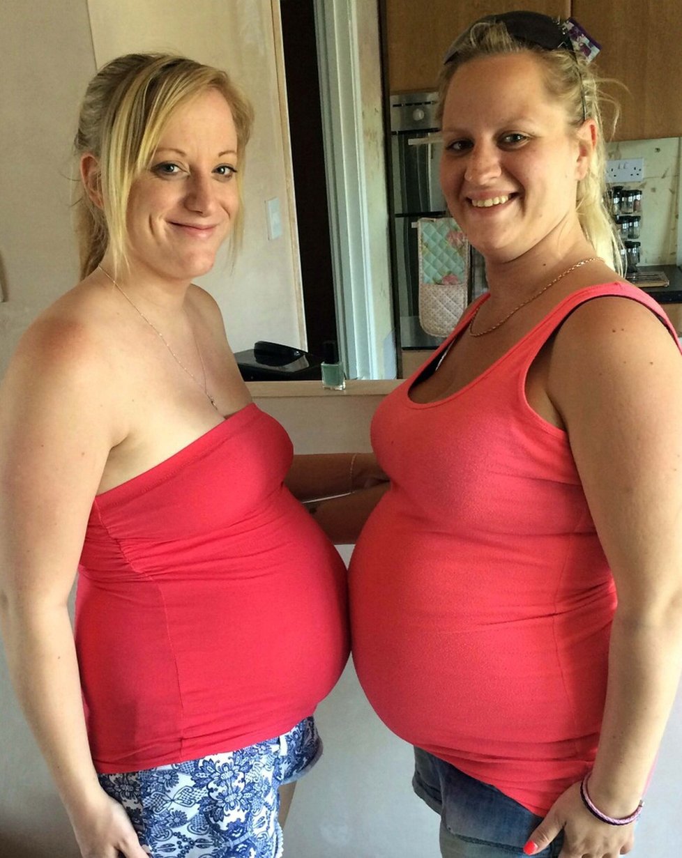 Sestry zjistily ve stejnou dobu, že jsou obě těhotné.