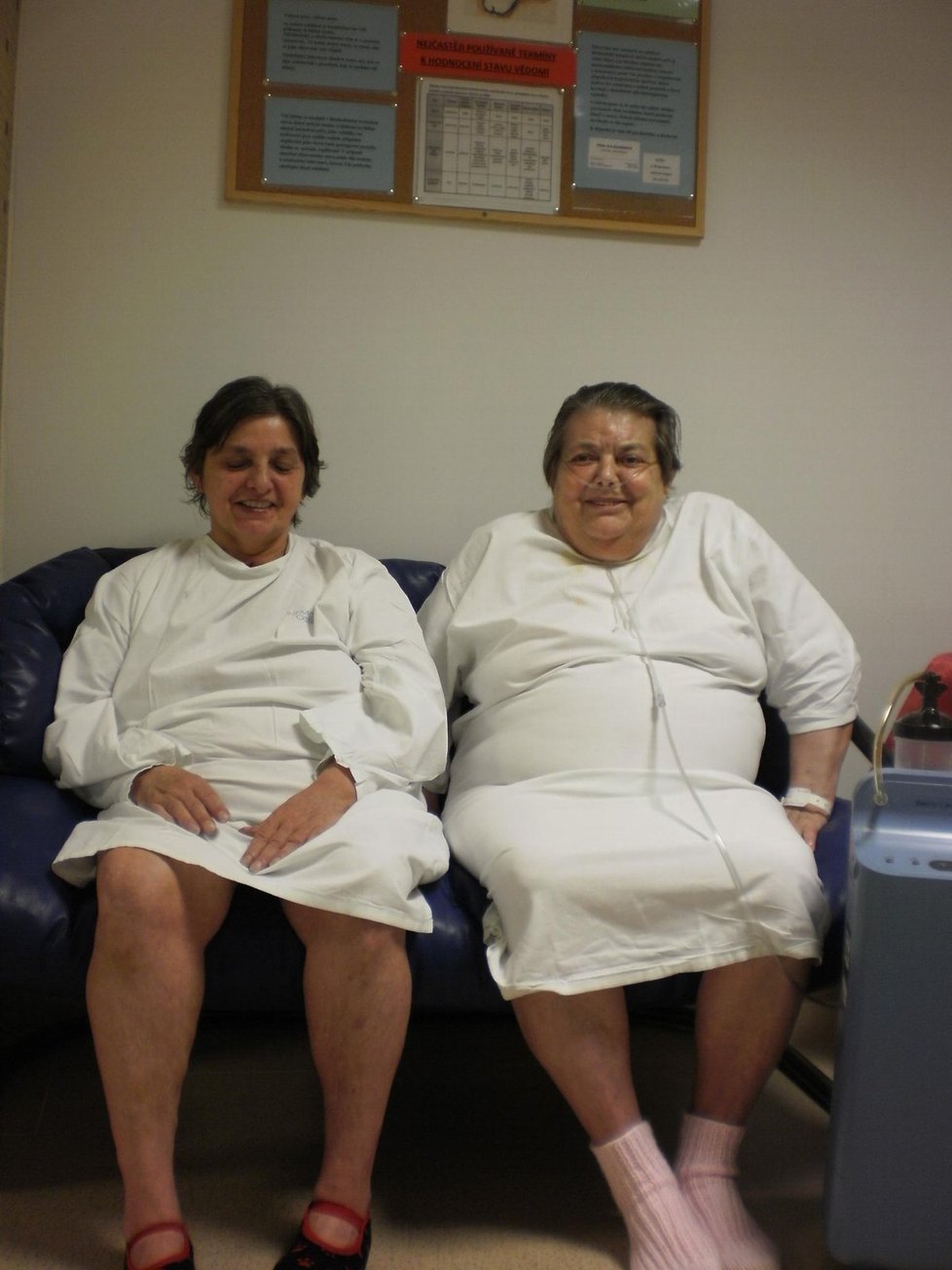 Marie (vlevo) a Hana se setkaly po letech na hranici života a smrti v nemocnici.