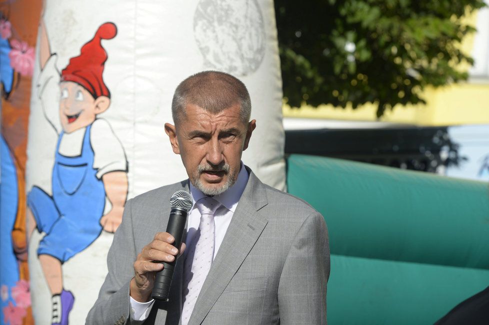 Babiš na setkání v Benešově během předvolební cesty