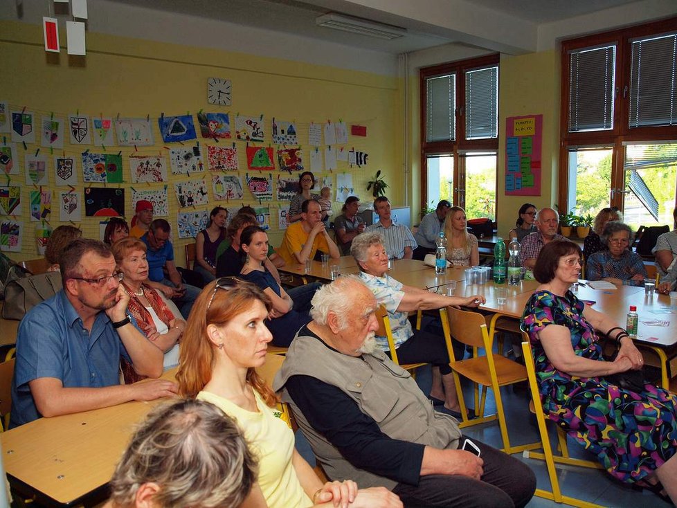 Na Spořilově jednali odborníci s místními o vzhledu okolí, odstartovali tím celou sérii setkání.