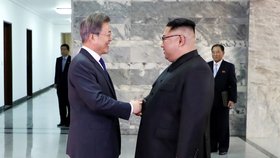Podle jihokorejského prezidenta Mun Če-ina má Kim Čong-un obavy, zda jeho země může důvěřovat USA