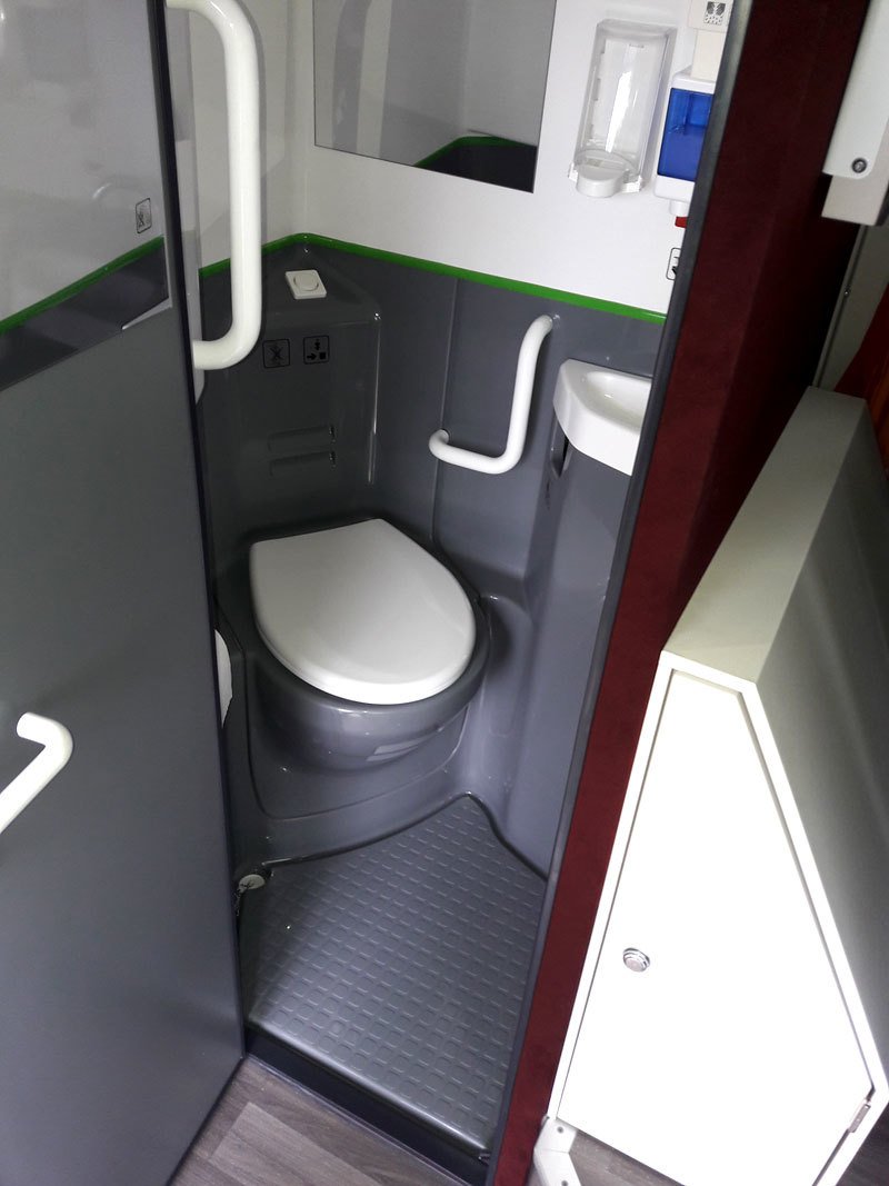 Toaleta s koupelnou dostala v novém provedení S 531 DT větší rozměry