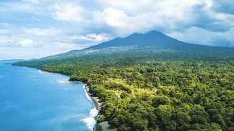 Severní část indonéského ostrova Celebes: Nerovný boj přírody s člověkem