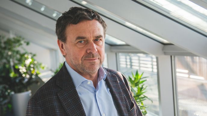 Majitel energetické společnosti Sev.en Pavel Tykač. Majitel energetické společnosti Sev.en Pavel Tykač.
