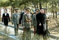 Mladší sestra nahradila diktátora Kima ve vedení Severní Koreje?