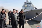Severokorejský vůdce Kim Čong-un v přístavním městě Nampcho (2.2.2024)