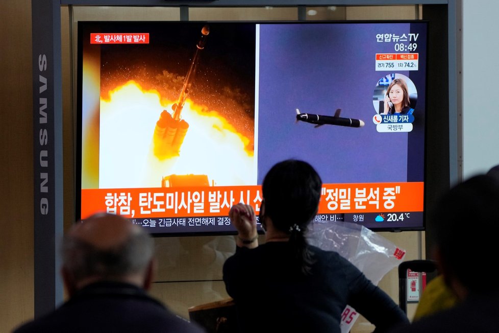 Severní Korea odpálila balistickou raketu krátkého doletu (28.9.2021).