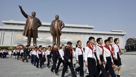 Pochod na oslavu Kim Čong-una