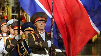 Kdo má dnes nejpočetnější armádu na světě? USA předběhla totalitní velmoc Kdo má dnes nejpočetnější armádu na světě? USA předběhla totalitní velmoc