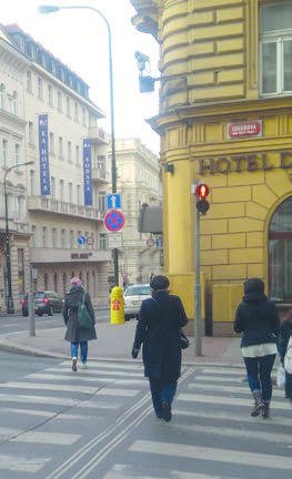 Magistrála je v pražském centru plná nelogických řešení a zbytečných bariér.