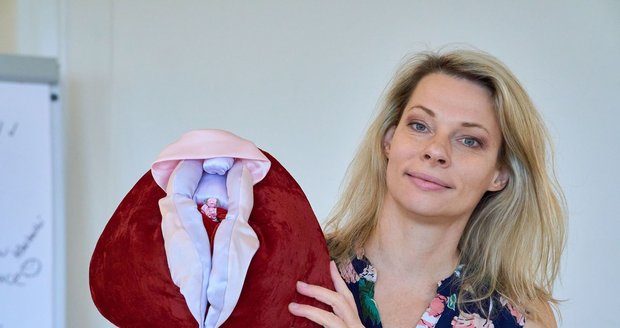 Sexkoučka Julie Gaia Poupětová radí, jak si užít Vánoce plné erotiky.