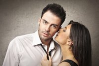 Průvodce sexuální komunikací: Jak partnerovi říct, co vás vzrušuje?