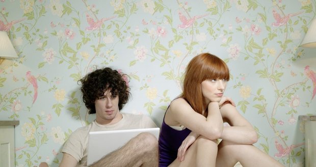 Výzkum ukázal, že 35 % zúčastněných porno sleduje, 64 % se bez něj obejde. Podle sexuologů ho mají v oblibě víc muži.