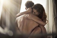 Co si myslí ženy a co muži o klasických sexuálních polohách
