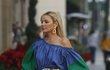 Kim Cattrall jako Samantha v seriálu Sex ve městě Kim Cattrall jako Samantha v seriálu Sex ve městě