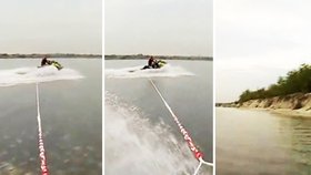 Muž se věnoval wakeboardingu: Náhodou natočil sex ve třech na pláži!