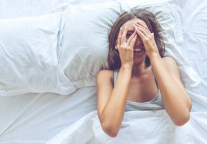 Orgasmus každé ráno? Vyzkoušejte budík na klitoris!