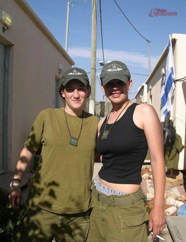 Sexy izraelské krásky musí do armády