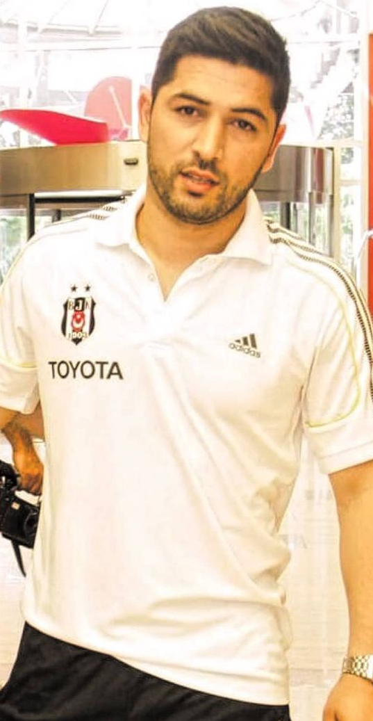 Turecký fotbalista Sezer Öztürk