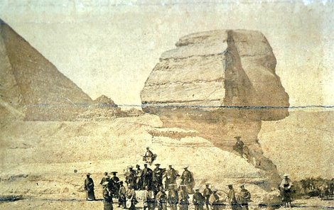 Skupina samurajů před egyptskou sfingou, 1864