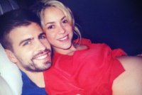 Shakira s Piquem si vystřelila z fanoušků: Narození syna byl Apríl!