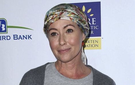 Shannen Doherty vypadá čím dál lépe!