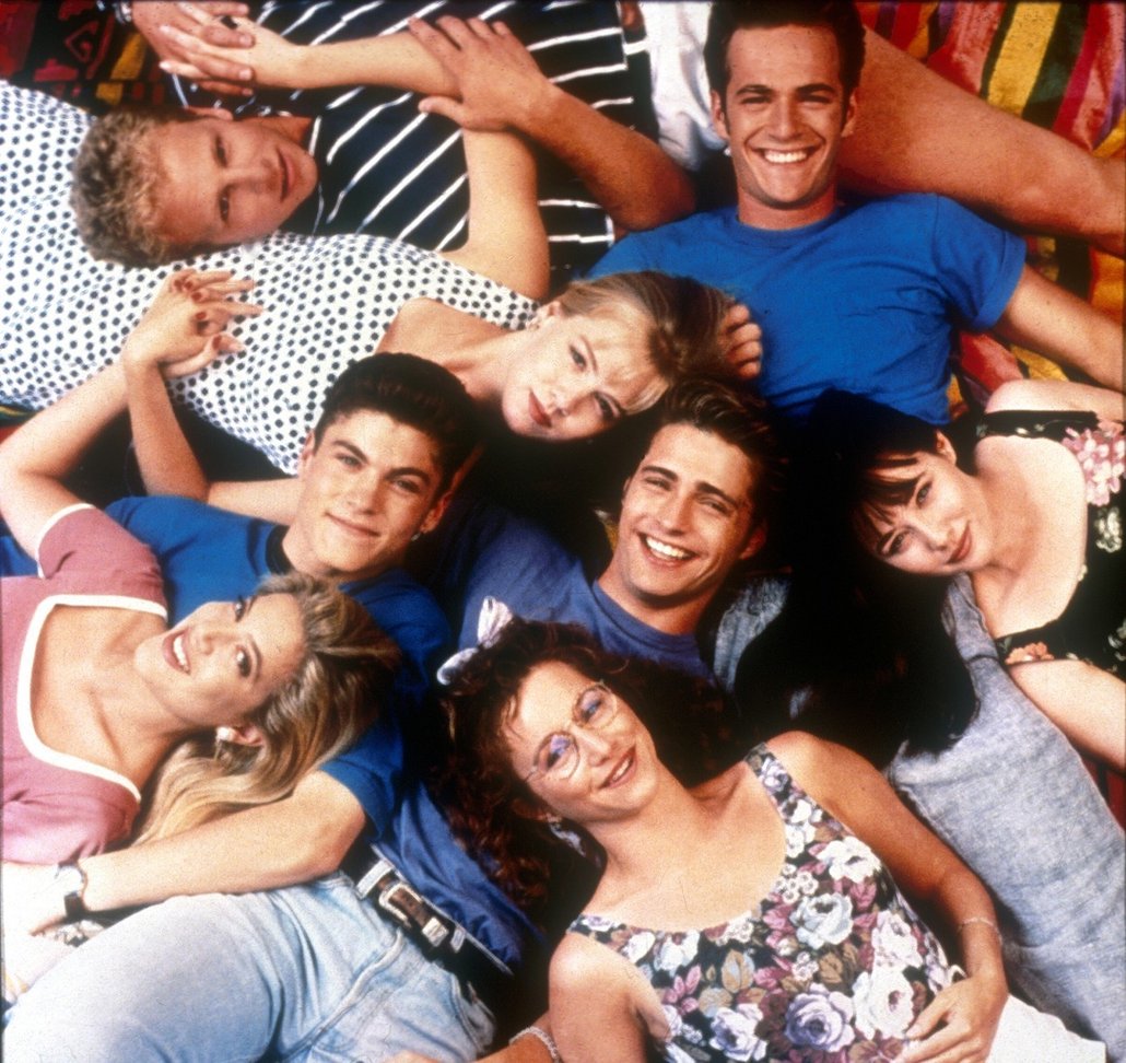 Herci ze seriálu Beverly Hills 90210. Takhle si je pamatujeme z televizních obrazovek v 90. letech