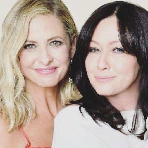 Shannen Doherty se dočkala podpory od kamarádky Sarah Michelle Gellar.