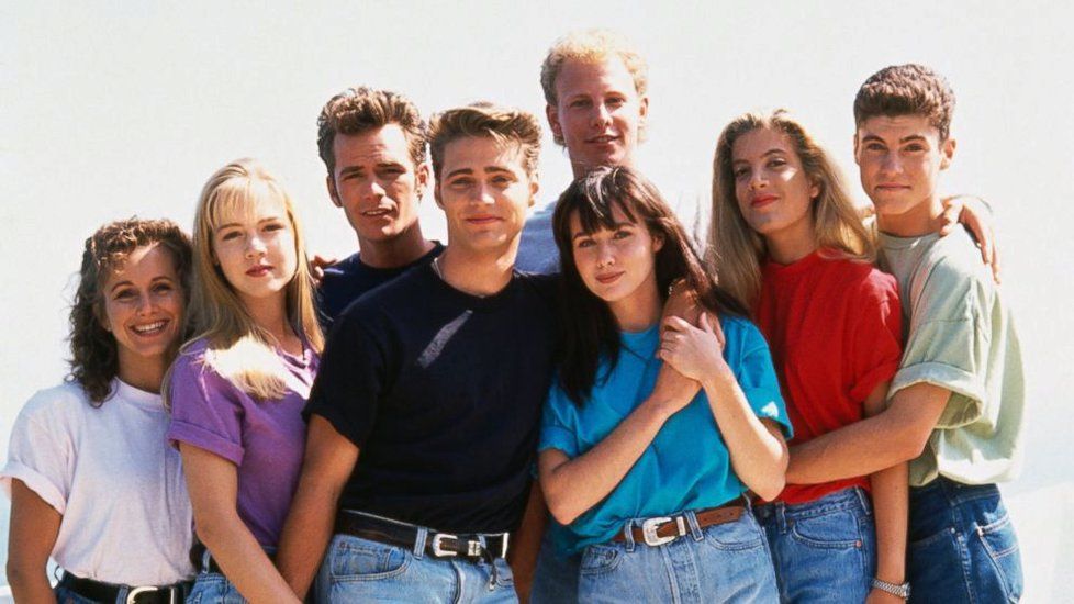 Hlavní postavy z Beverly Hills 902 10.