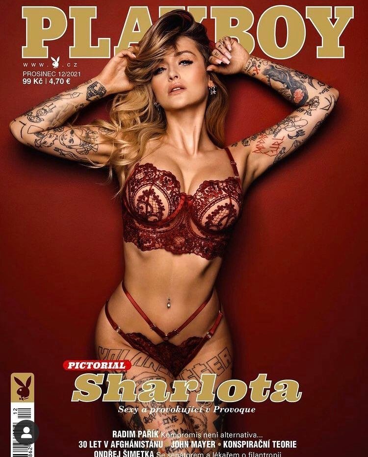 Rapperka Sharlota je hvězdou prosincového čísla pánského magazínu.