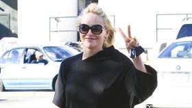 Sharon Stone se navlékla do hrozného outfitu