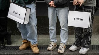 Evropská komise zahájí řízení s čínským internetovým prodejcem Shein Evropská komise zahájí řízení s čínským internetovým prodejcem Shein