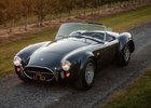 Do aukce míří Shelby Cobra 427, kterou vlastnil samotný Carroll Shelby