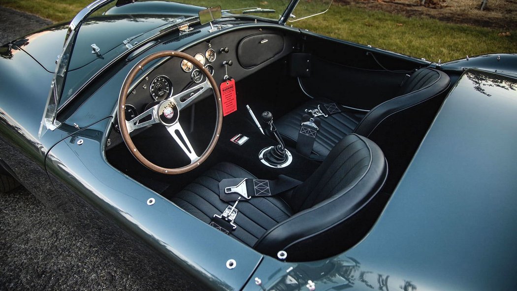 Shelby 427 Cobra Roadster