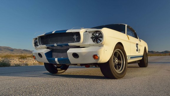 Prototyp Shelby GT350R z roku 1965 se může stát nejdražším prodaným Mustangem