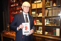 Slavná návštěva v Praze! Dorazil potomek autora Sherlocka Holmese Richard Pooley