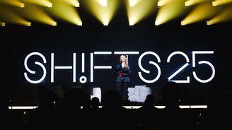 Co zaznělo na SHIFTS? Přečtěte si nejzajímavější myšlenky od Šmejce, Kurze i Housela Co zaznělo na SHIFTS? Přečtěte si nejzajímavější myšlenky od Šmejce, Kurze i Housela