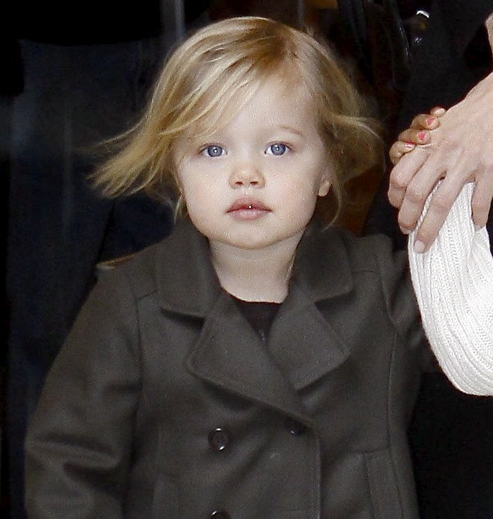 Shiloh Jolie-Pitt vypadala jako malá panenka.