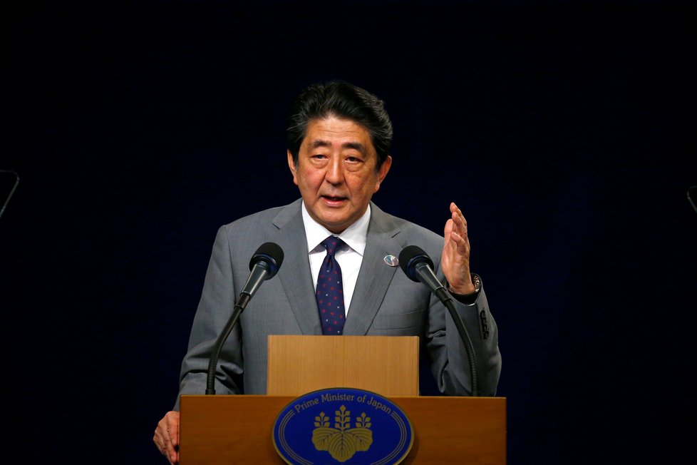 Japonský předseda vlády Shinzo Abe na summitu G7 v Taormině.