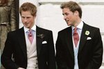 Princové William a Harry nemají o nápadnice nouze. Jejich budoucí ženy to s nimi ale asi nebudou mít lehké.