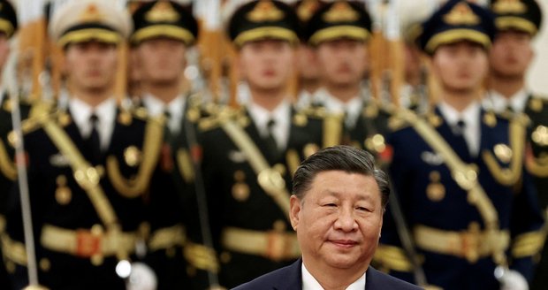Čína pokračuje v čistce na vrcholu armády. Připravuje se k útoku na Tchaj-wan? 