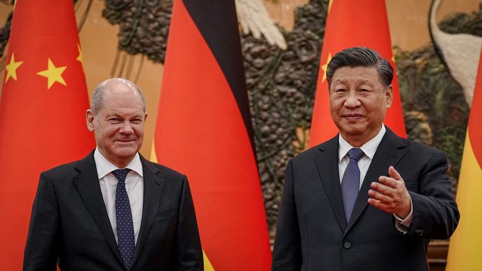 Německý kancléř Olaf Scholz a čínský prezident Si Ťin-pching, státní návštěva v Pekingu