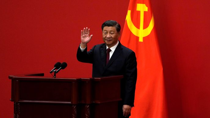 Čínský prezident Si Ťin-pching byl potvrzen do funkce generálního tajemníka komunistické strany Číny