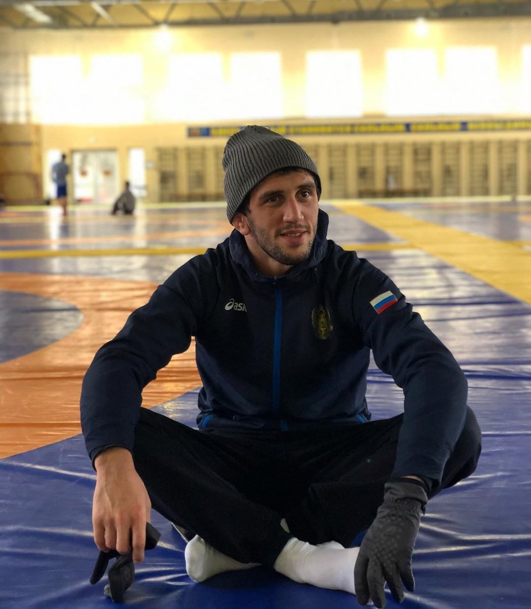 Ruský zápasník Zaurbek Sidakov