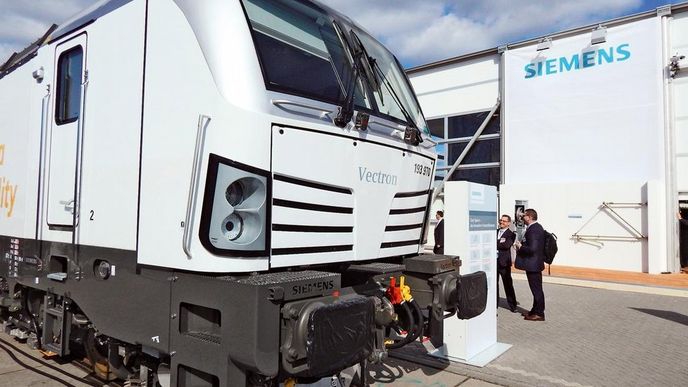 Siemens Vectron. Lokomotivy, které mohou po Evropě jezdit bez omezení, zřejmě doplní flotiluČeských drah.