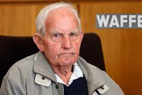 Nacistickou zrůdu postavili konečně v 92 letech před soud: Bruins byl dobrovolník SS-Waffen!